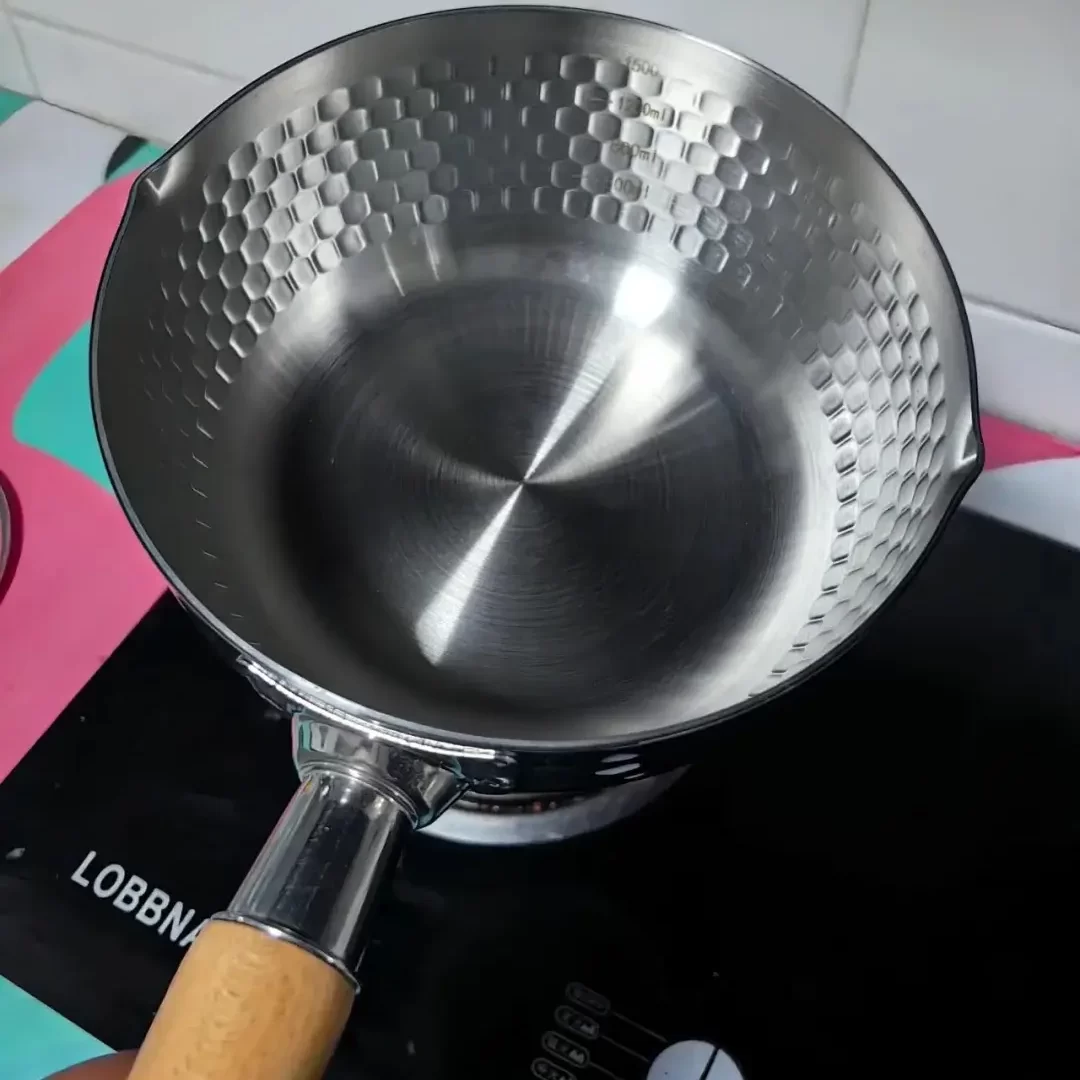 Magnetic stainless steel pot